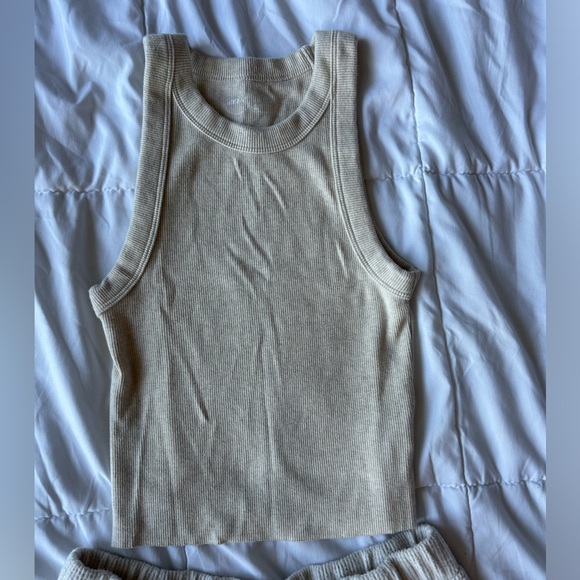 Cream Aerie Tank and Shorts - Picture 5 of 9